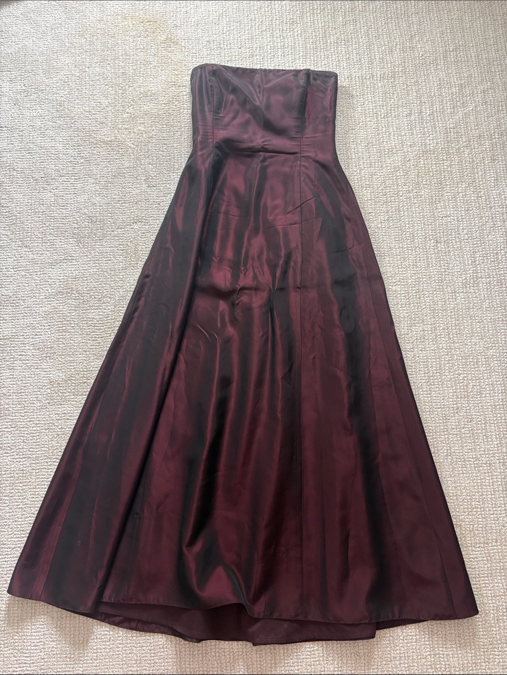 Laundry By Shelli Segal Strapless Wine Satin Gown